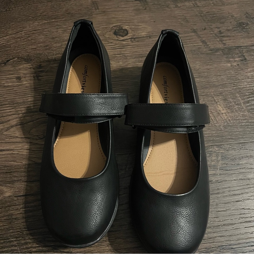 Comfort Plus by Predictions Black Flats - Picture 2 of 7